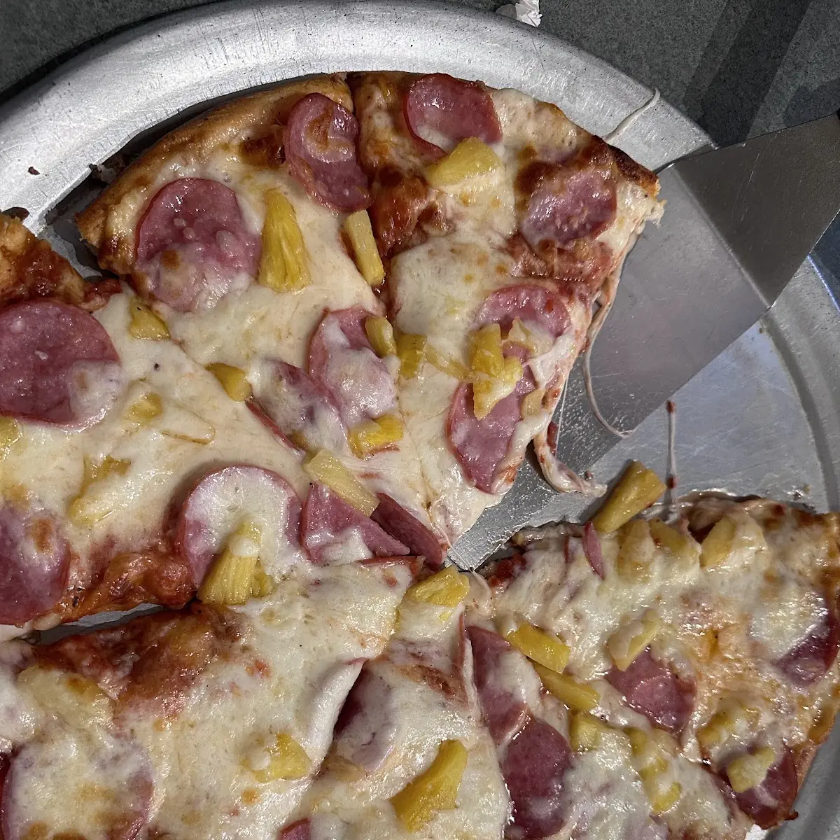 Hawaiian Pizza
