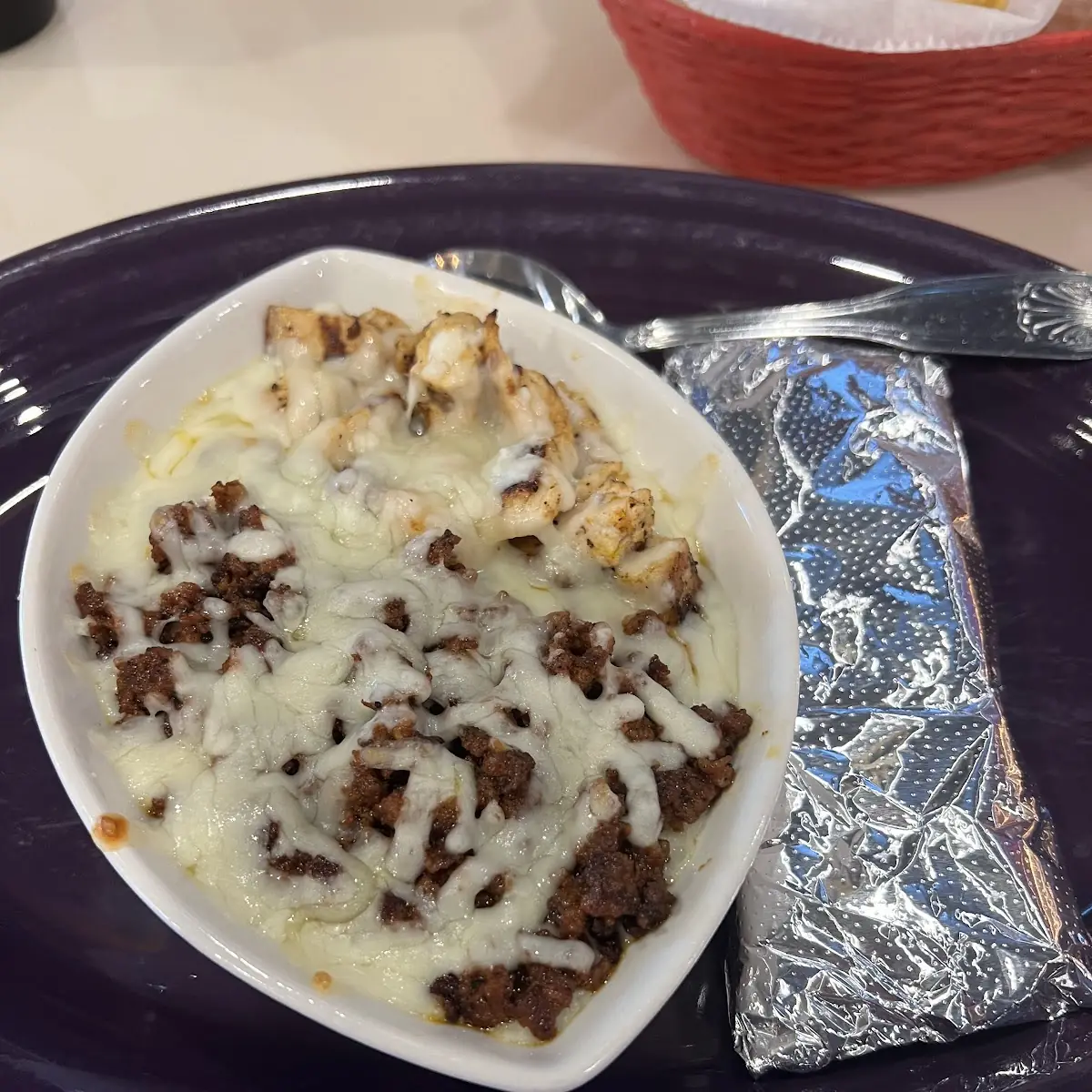 Queso Fundido Con Chorizo Y Pollo