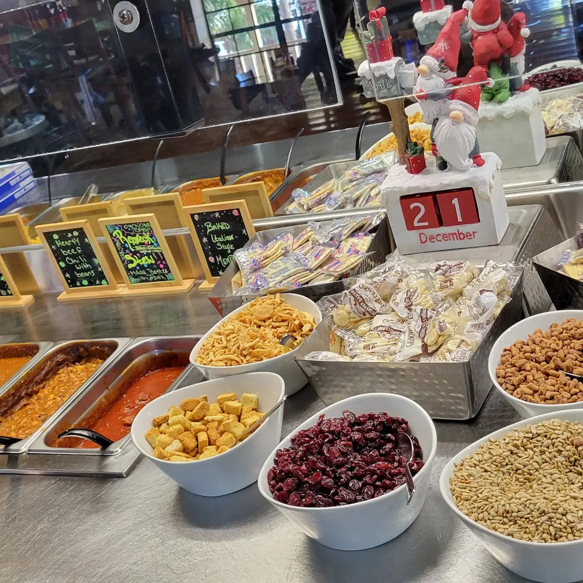 Can Eat Salad Bar