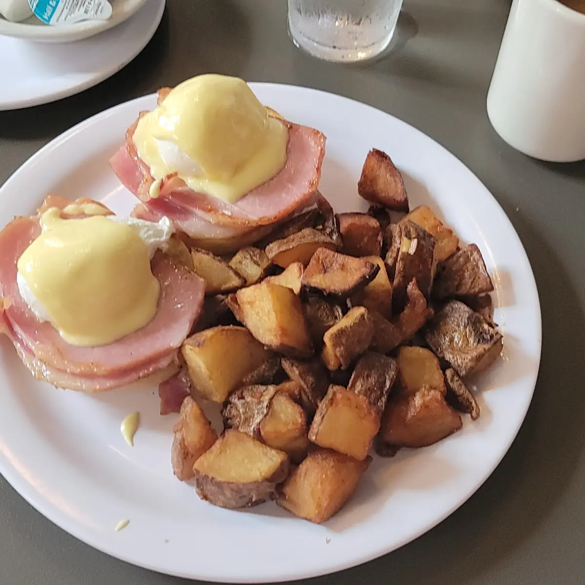 Housemade Country Benedict