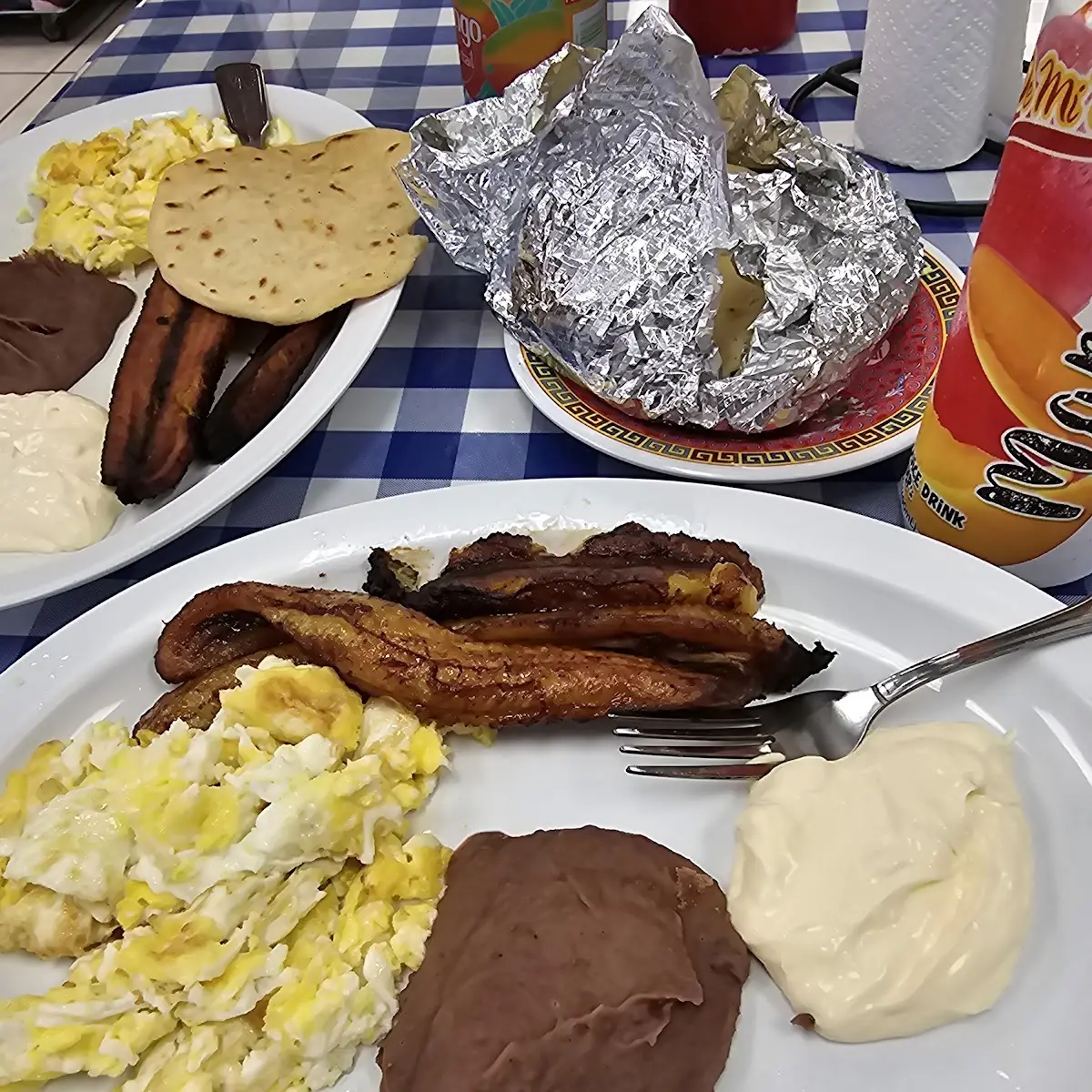 Desayuno Salvadoreño Num 4