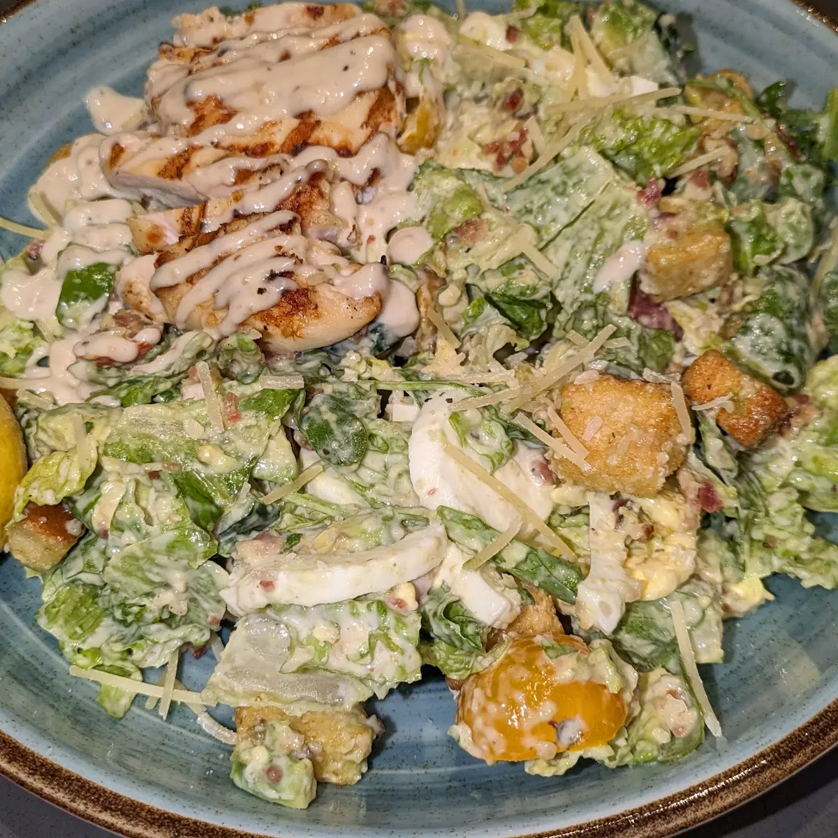 Cali Avo Caesar Salad Bowl