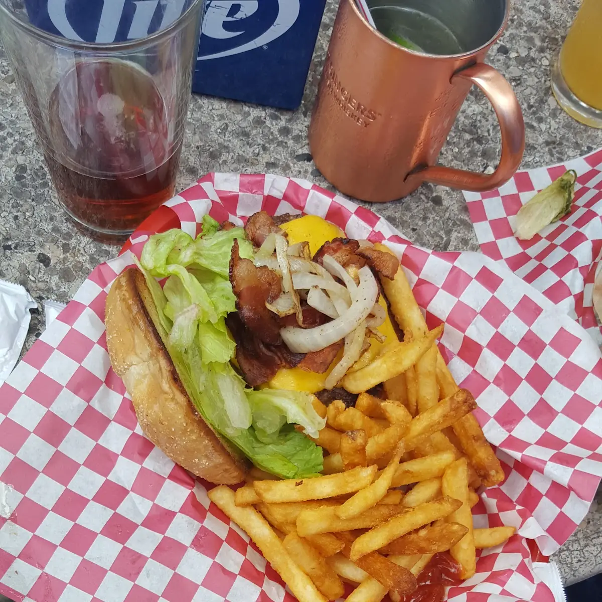 Bacon Cheeseburger