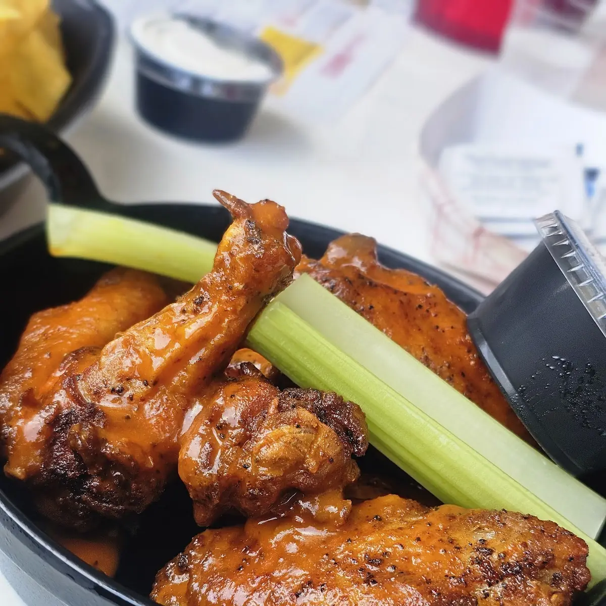 Hangout Wings
