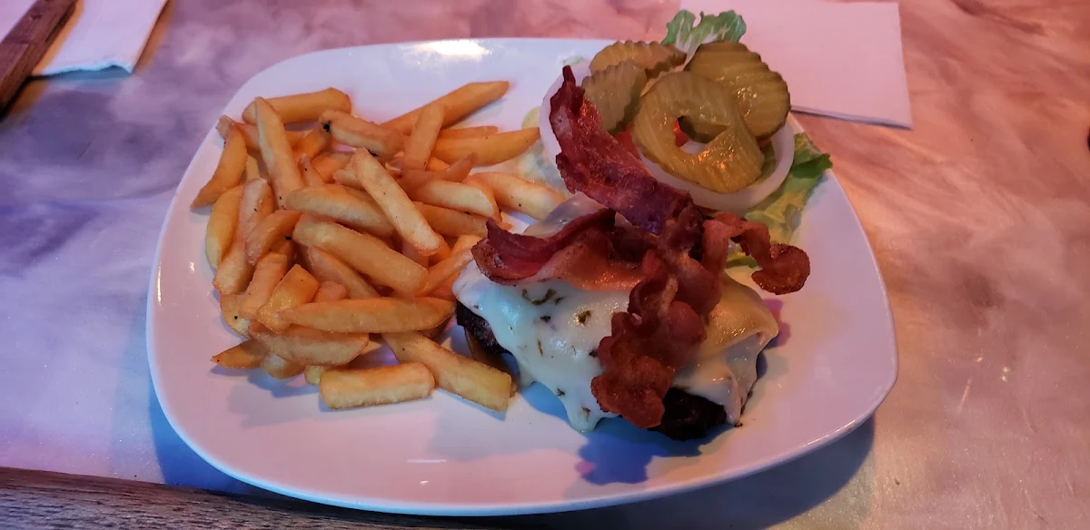Bacon Cheeseburger Without the Bun