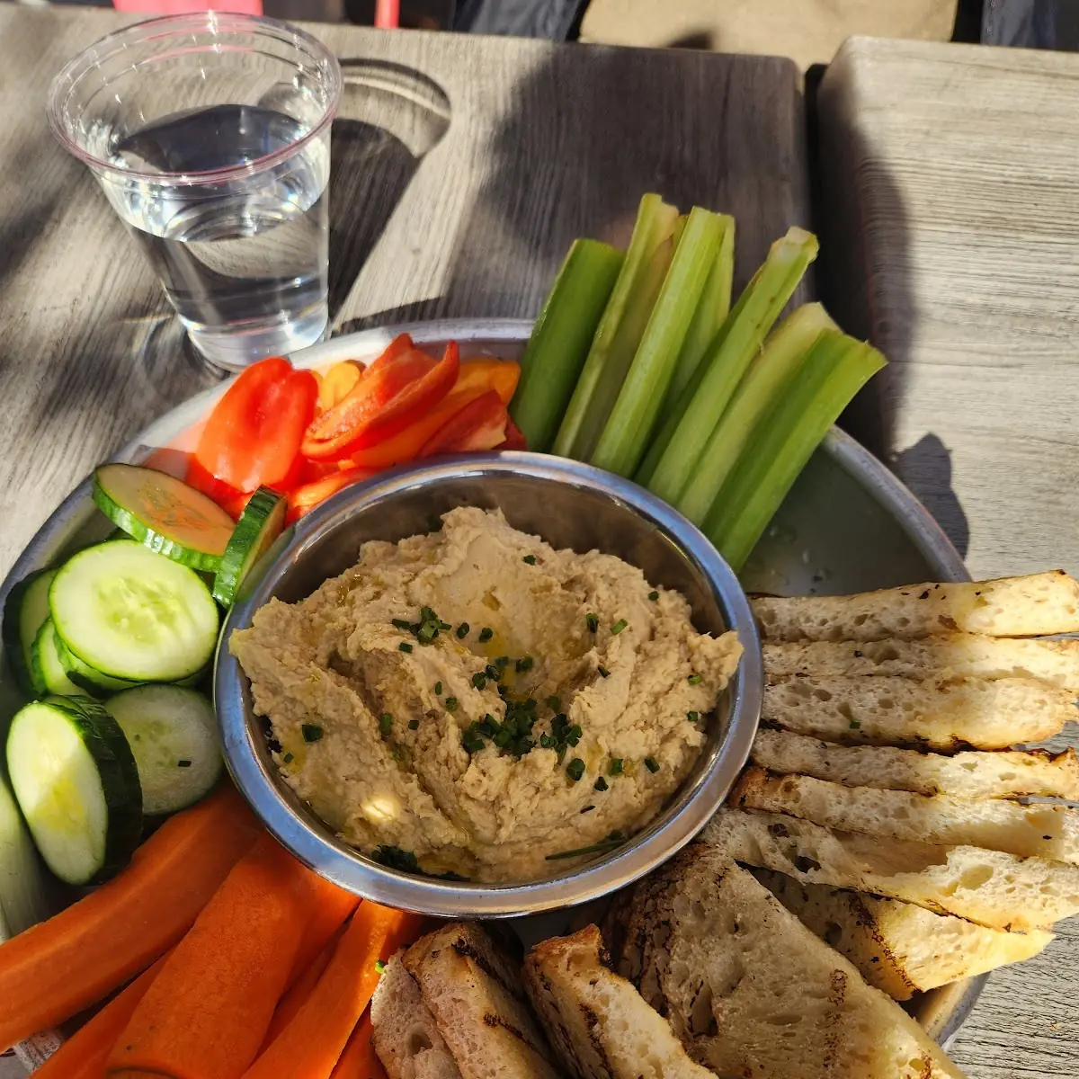 Hummus Plate