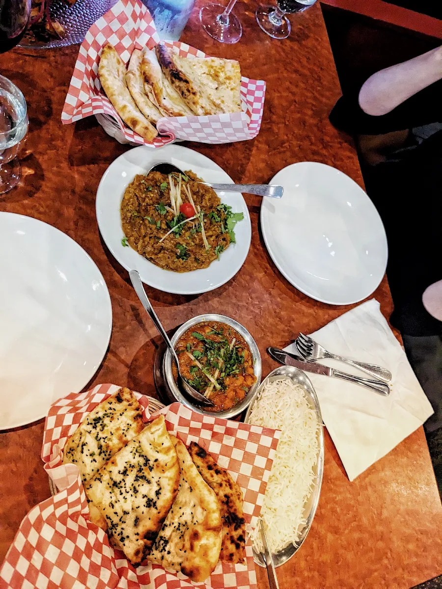 Garlic Naan, Indian Oven