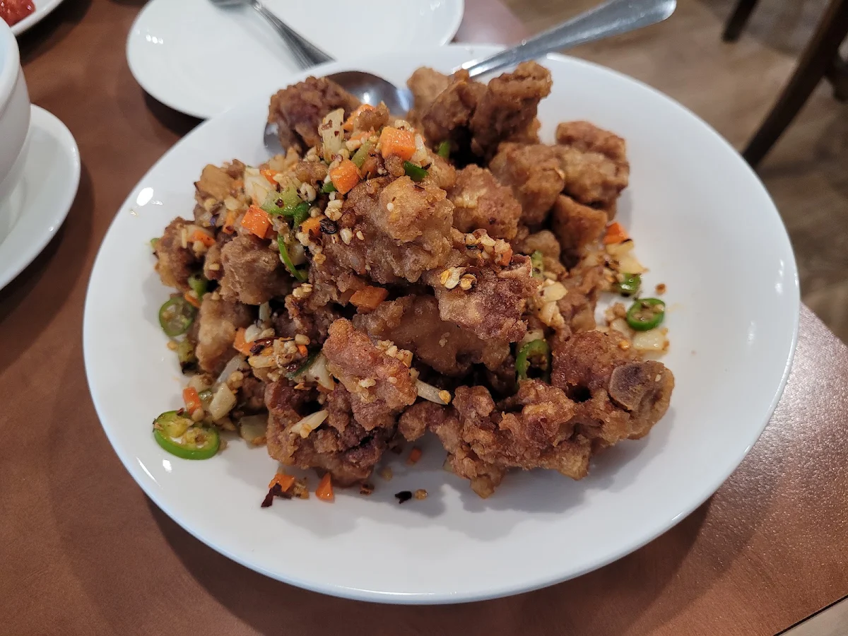 Deep Fried Spareribs with Salt and Hot Pepper, Wo's Chinese Restaurant 金穗園美食