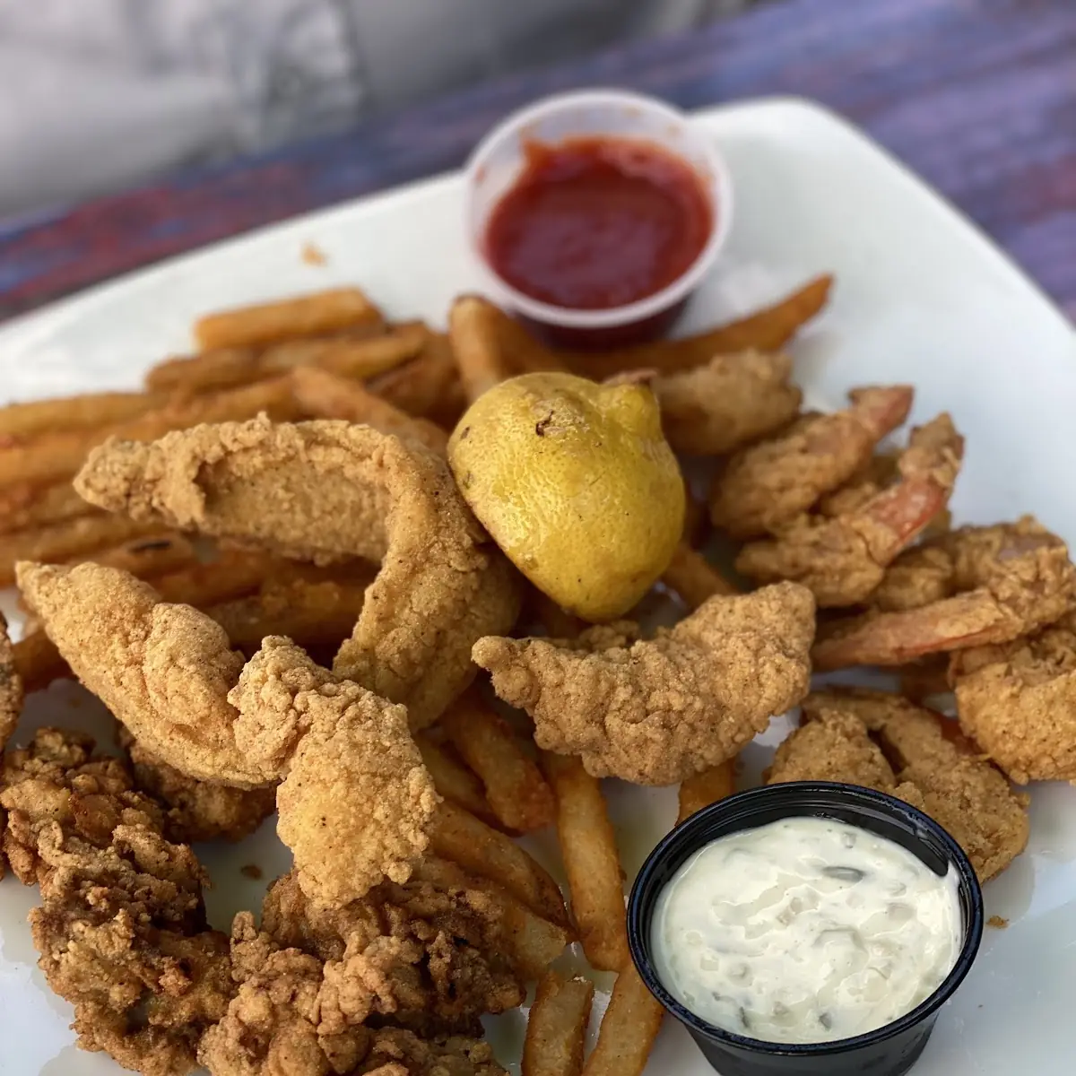 Fried Shrimp Basket with Fries