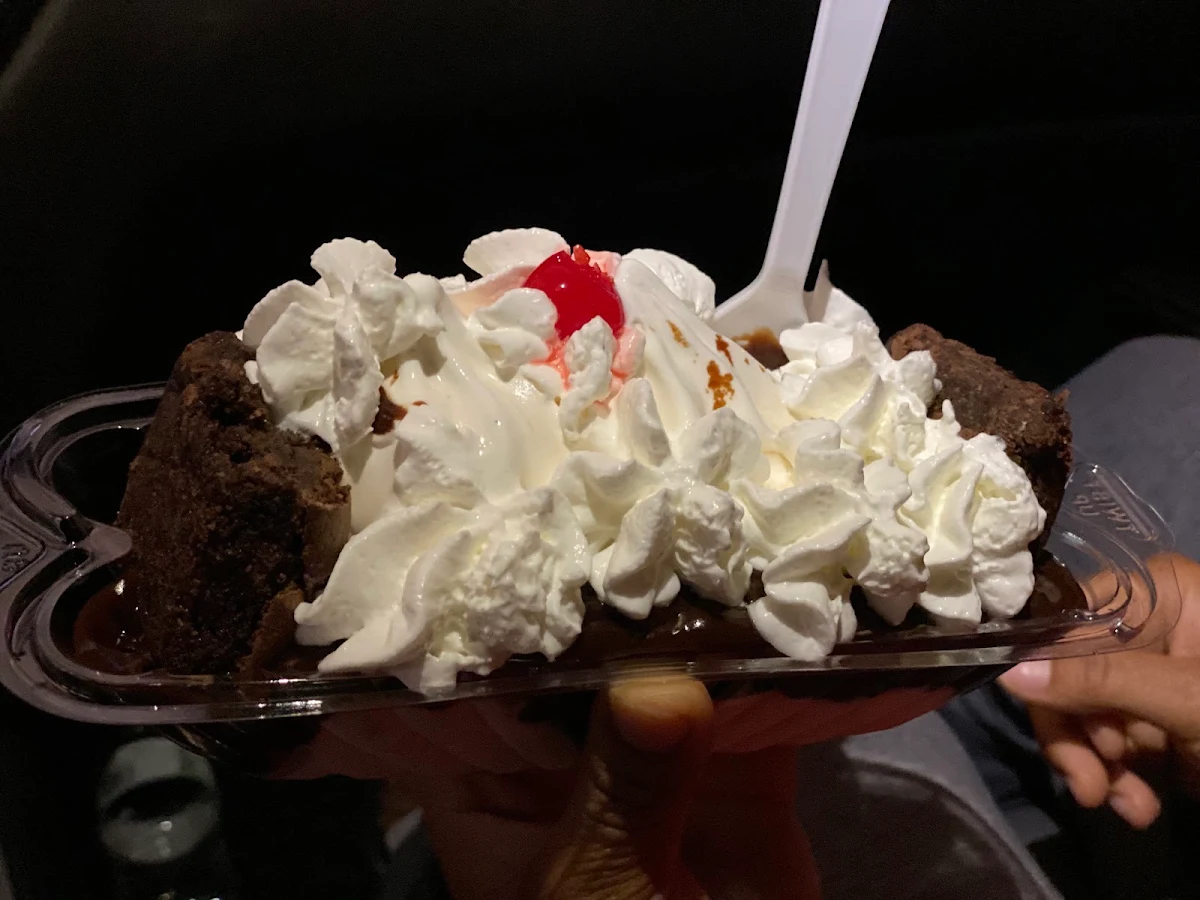 Chocolate Chip Cookie Sundae