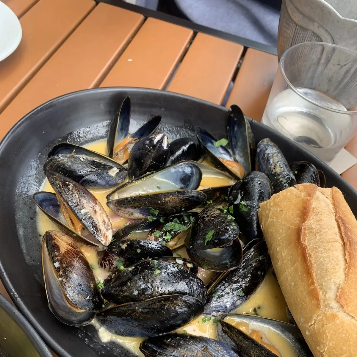 Pei Black Mussels