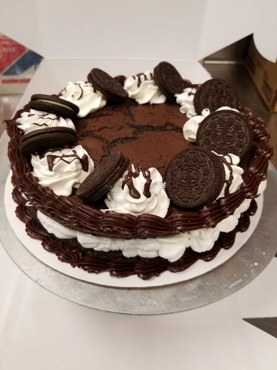 Oreo Cookie ½ Sheet Cake
