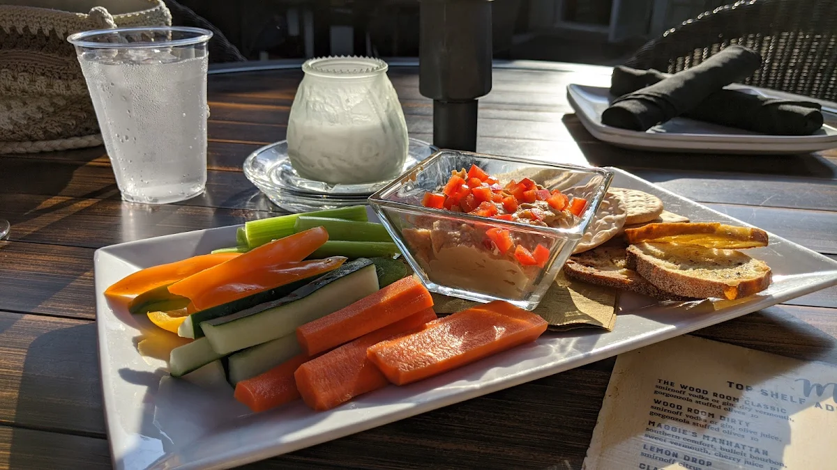Hummus Plate