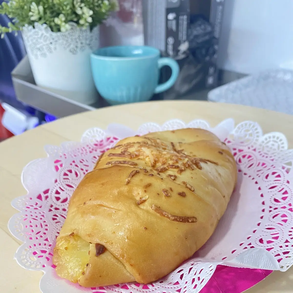 Ham and Cheese Bread Cachito De Jamon Y Queso