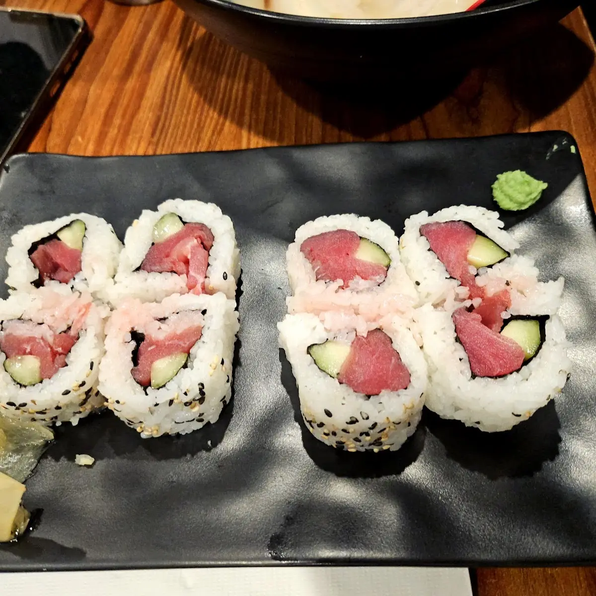 Ahi Tuna Roll
