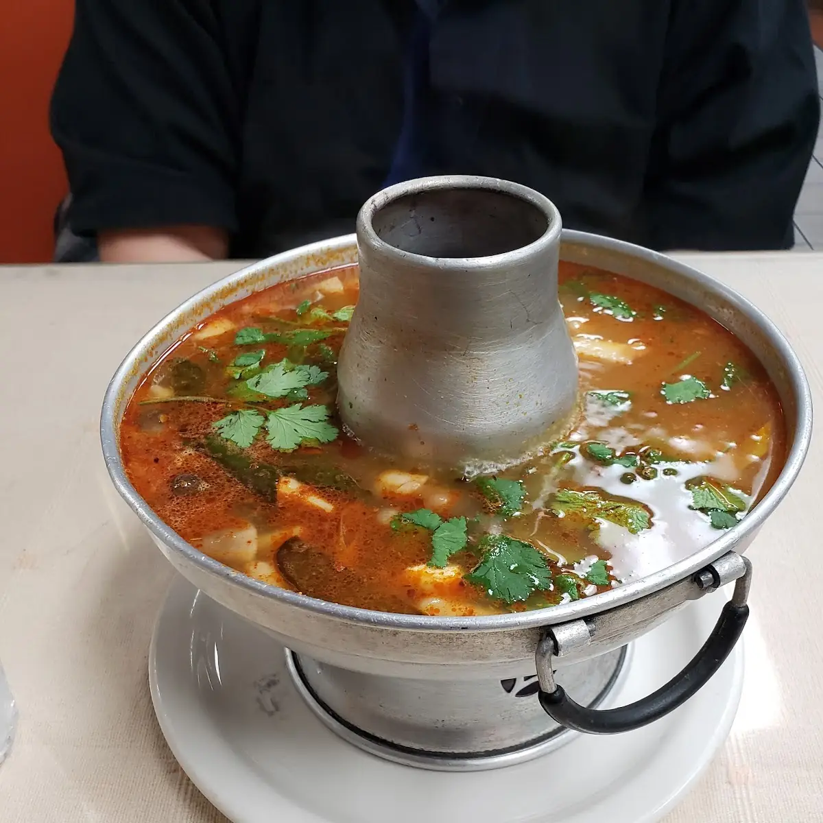 Tom Yum Kai
