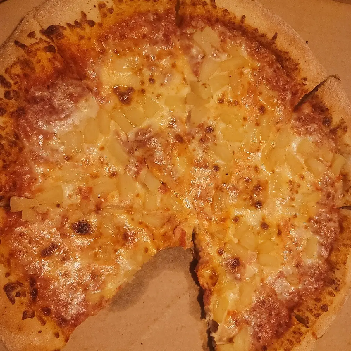 Hawaiian Pizza