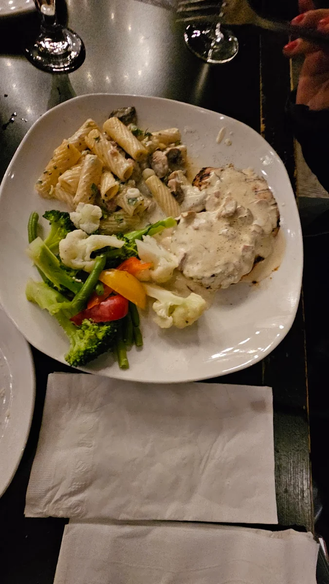 Pollo Alla Griglia, Grigio