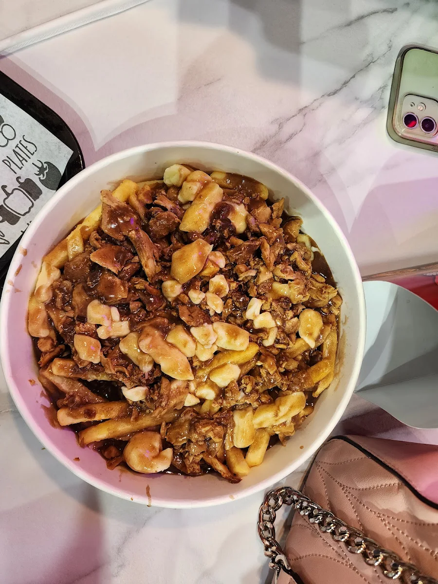 Shawarma Poutine, Tahini's Shawarma