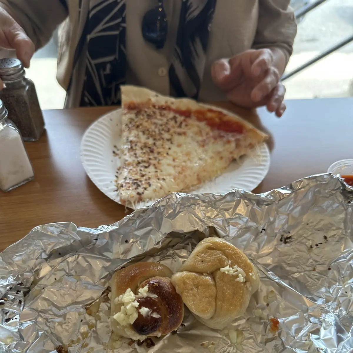 Cheese Pizza and Garlic Knots