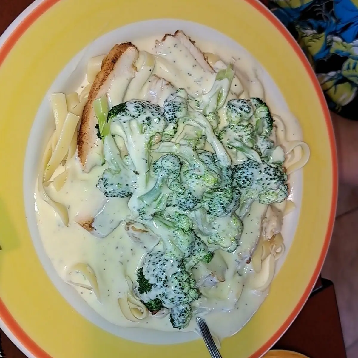 Chicken and Broccoli Alfredo Pasta