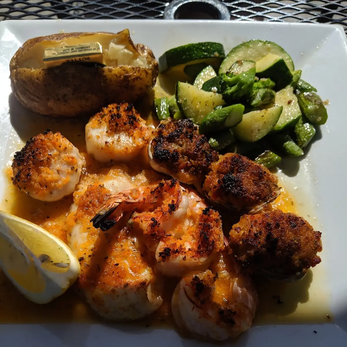 Broiled Seafood Platter