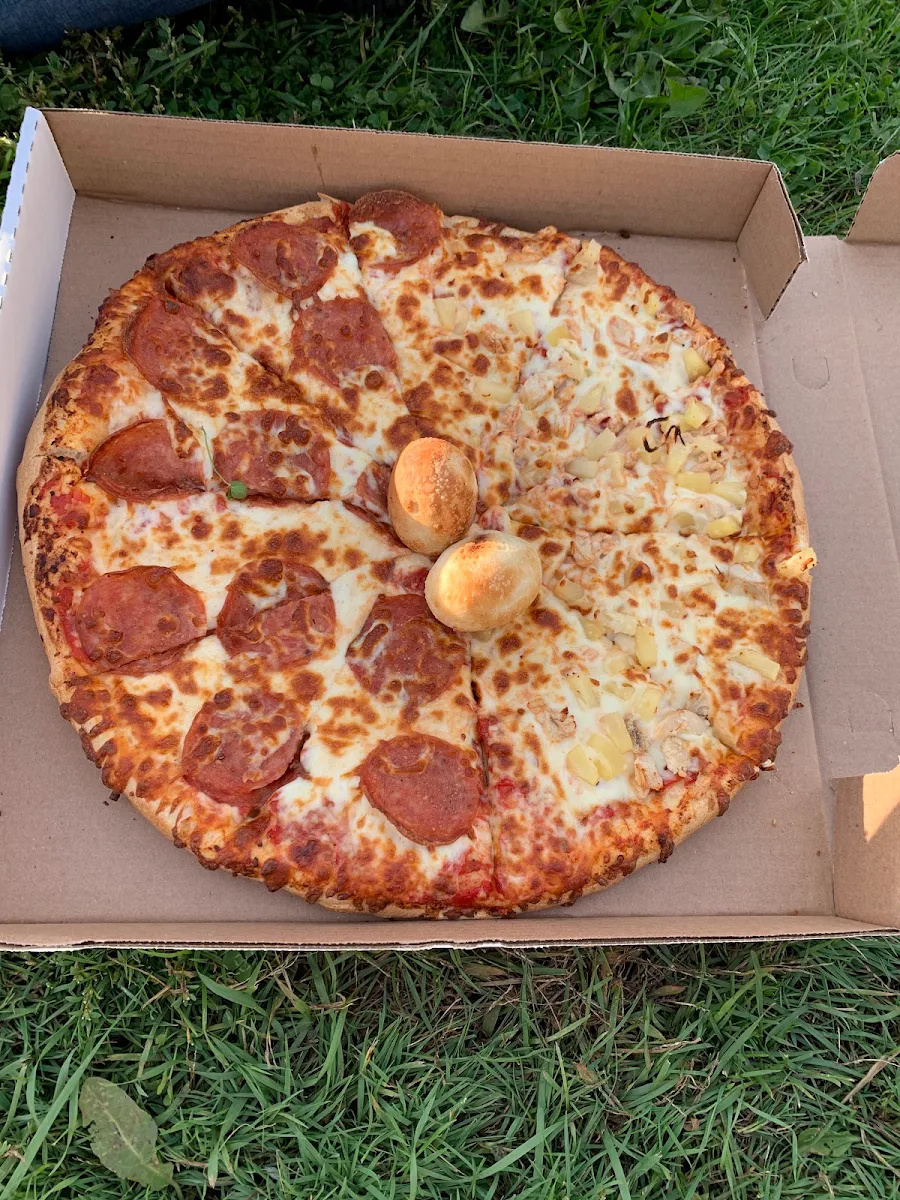 Highlights, Jim's Pizza & Pasta