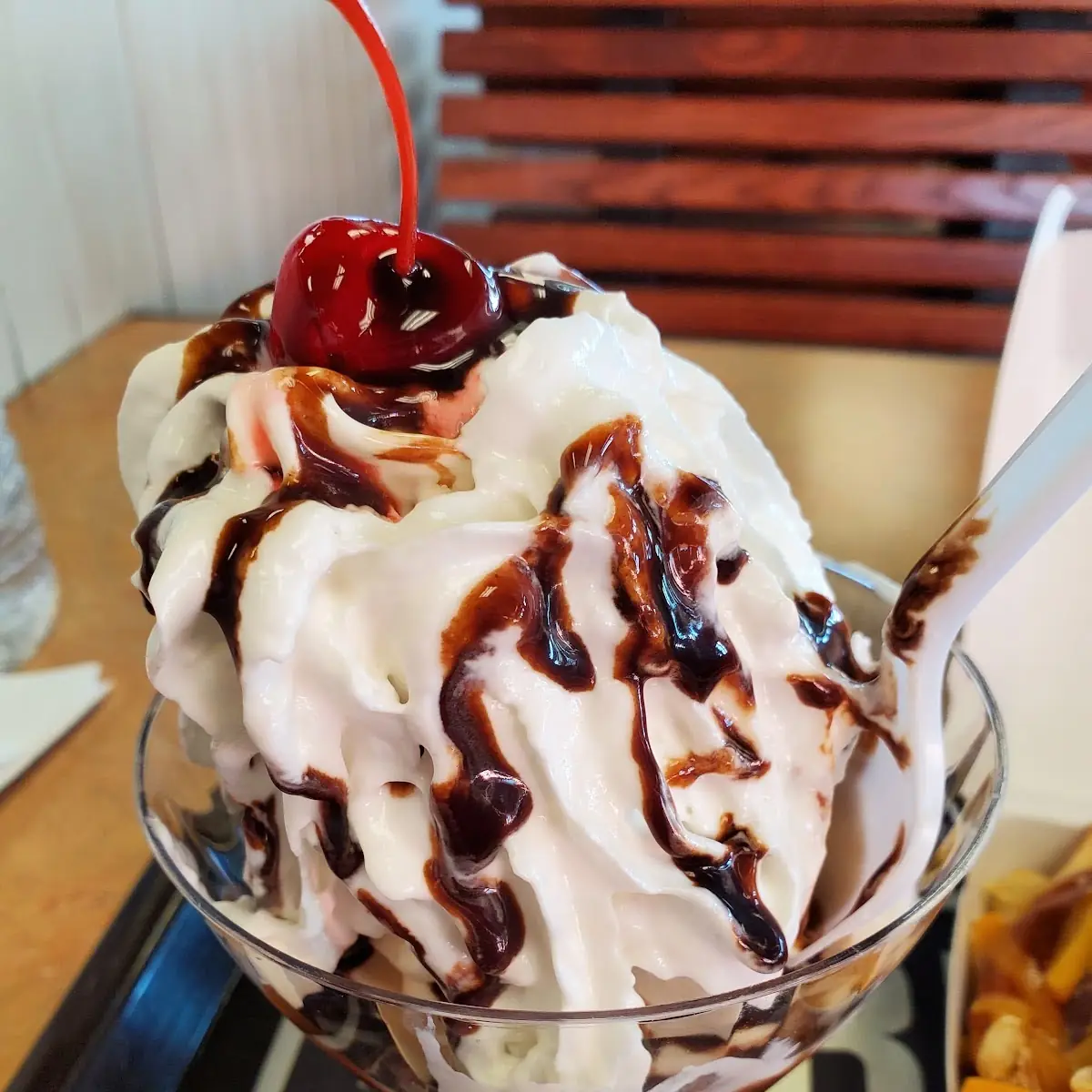 Old Fashioned Sundae