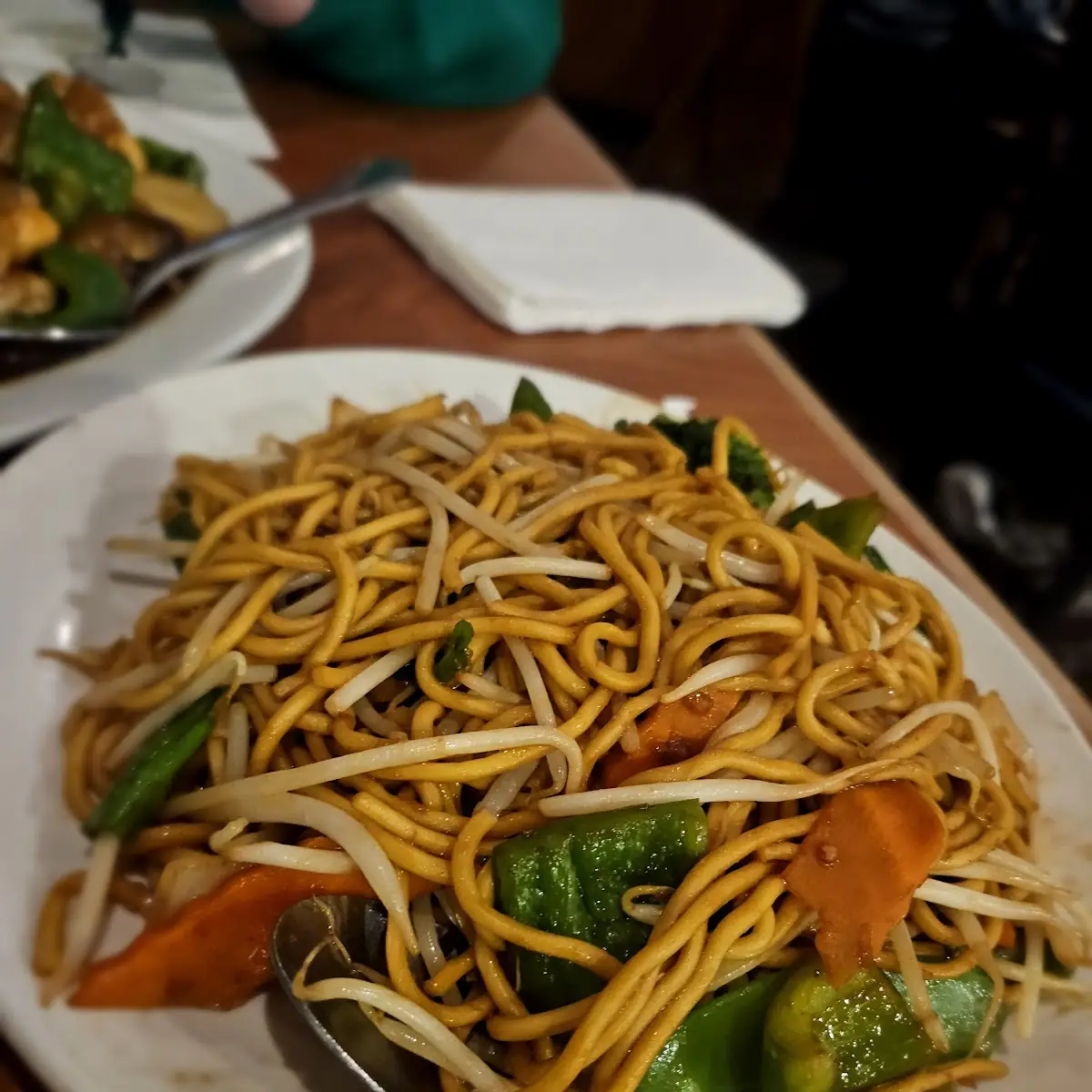 Vegetables Lo Mein Noodles