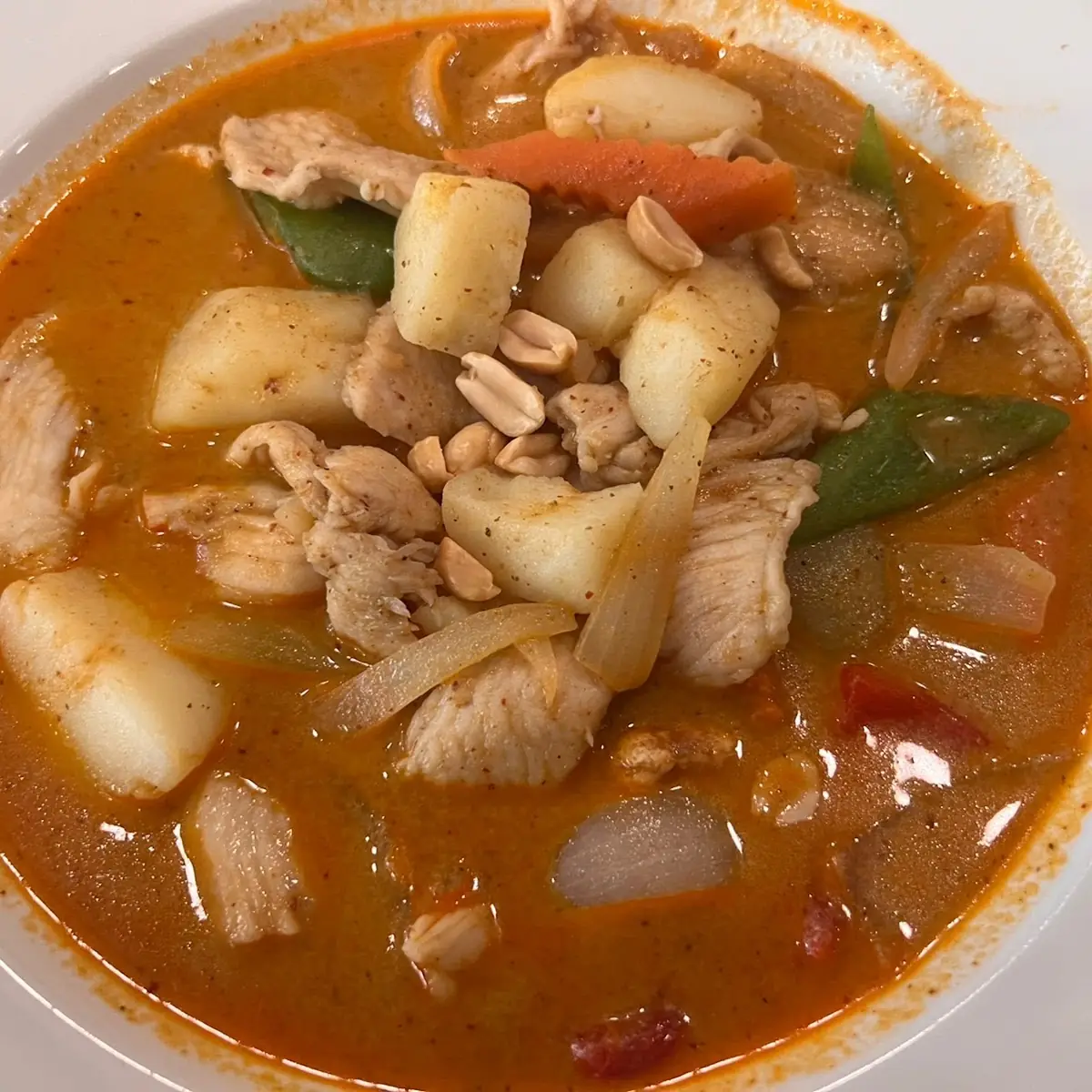 Massamun Curry Chicken