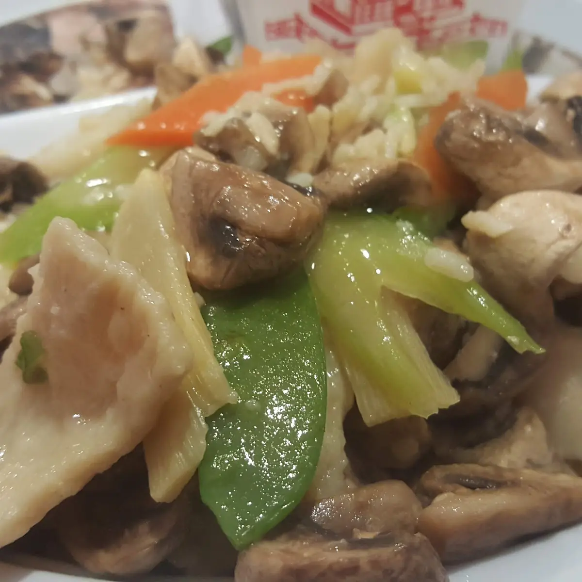 Chicken Moo Goo Gai Pan