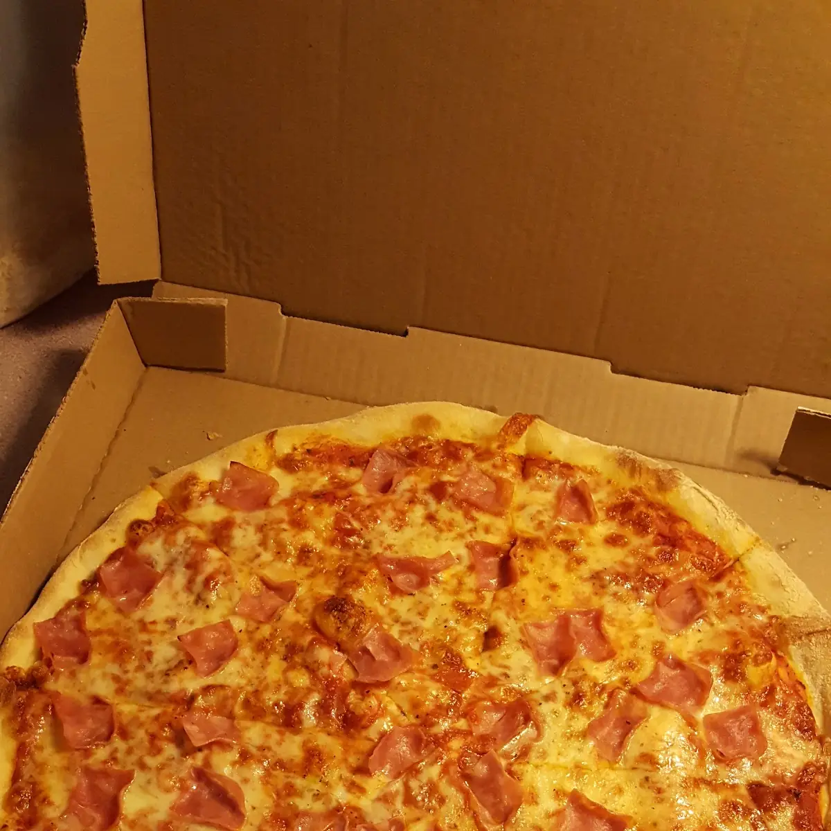 Ham Pizza