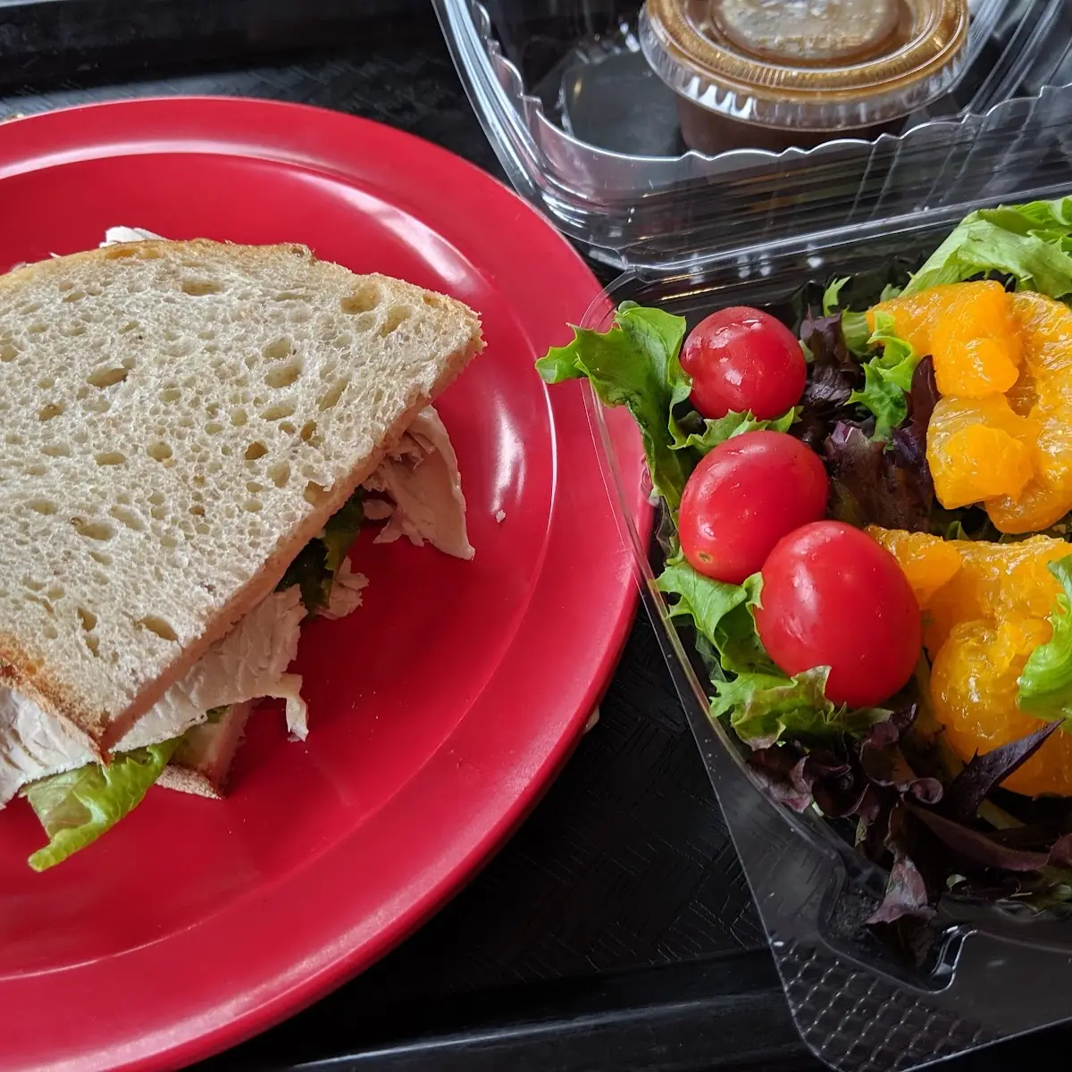 Happy Salad Half Turkey Sandwich