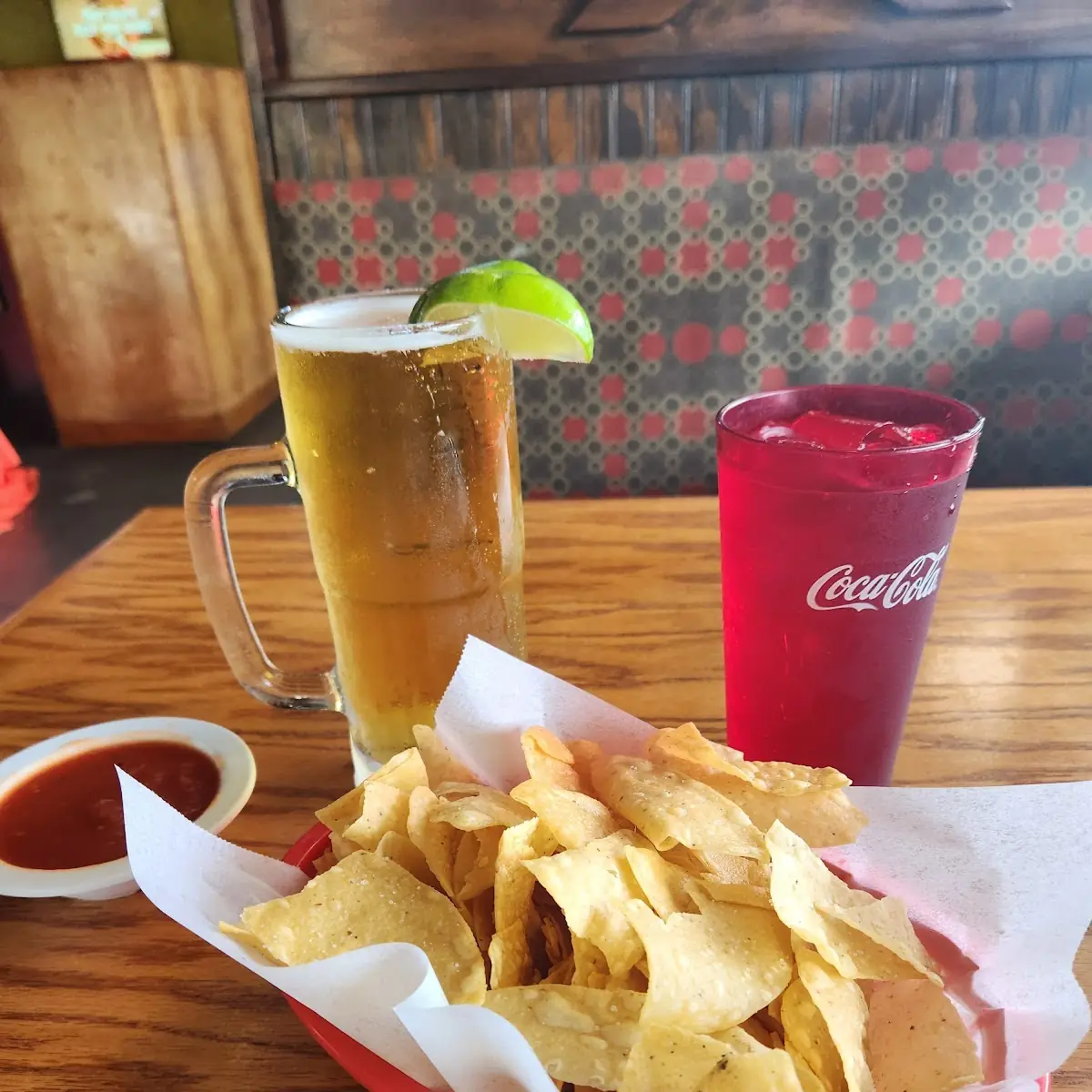 Chips Salsa & Medium Modelo