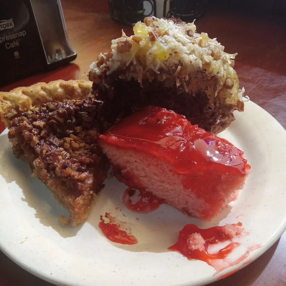 Pecan Pie Strawberry Cake