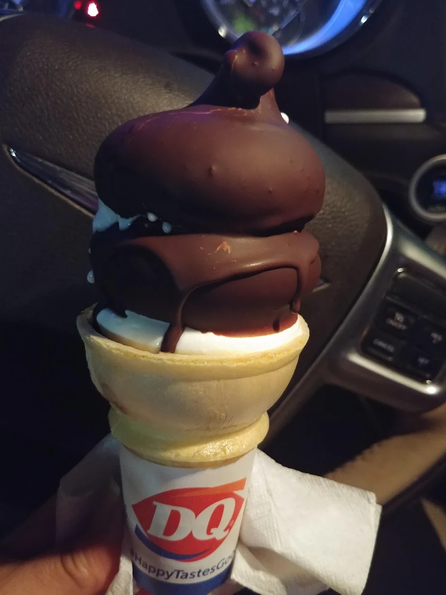 Chocolate Dipped Cones