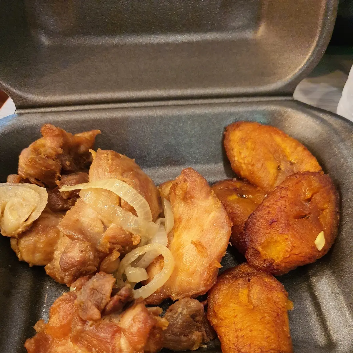 Carne Frita Y Amarillos