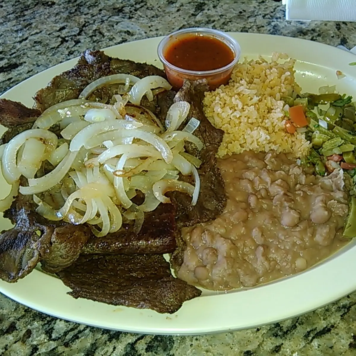 Bistek Encebollado