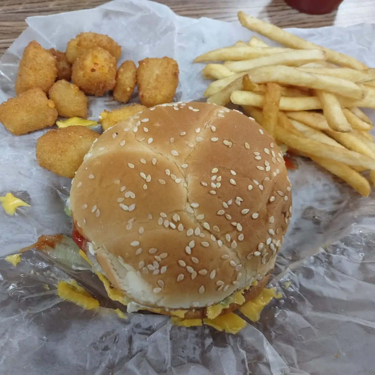 Double Cheeseburger Cheese Curdand Friess