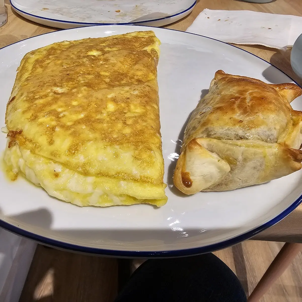 Ham Cheese and Tomato Omelet w Cheeseburger Arepa
