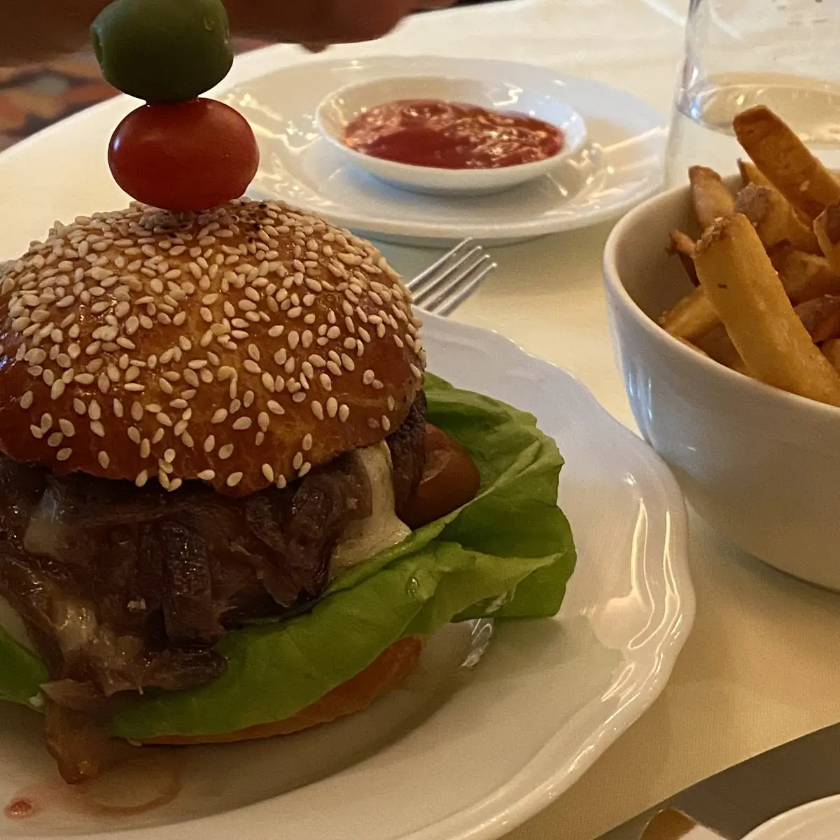 Sant Ambroeus Burger