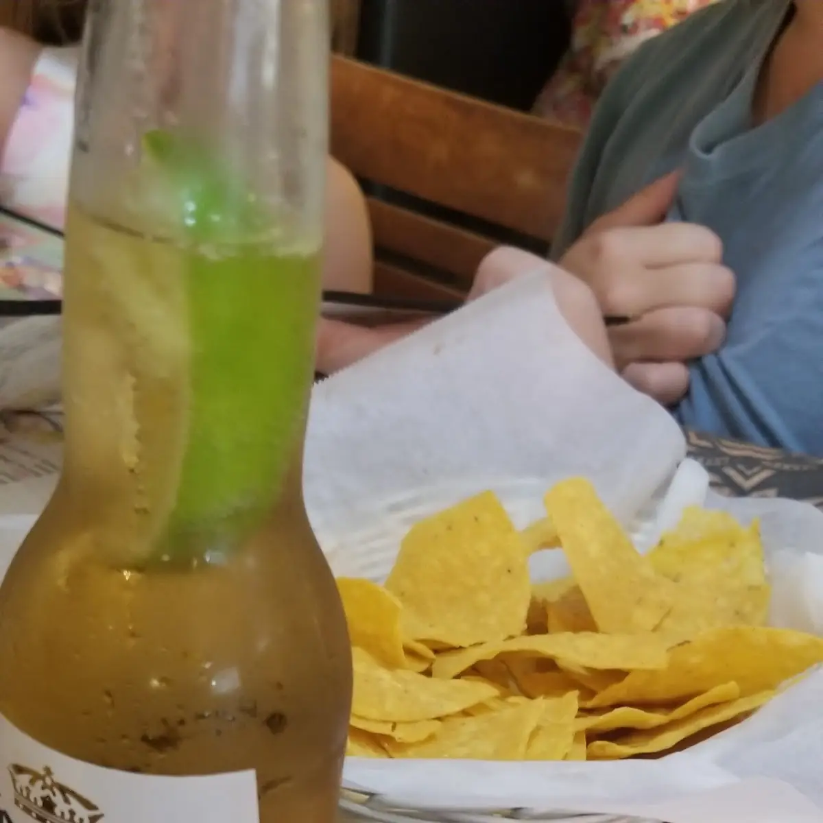 Chips Con Queso Blanco