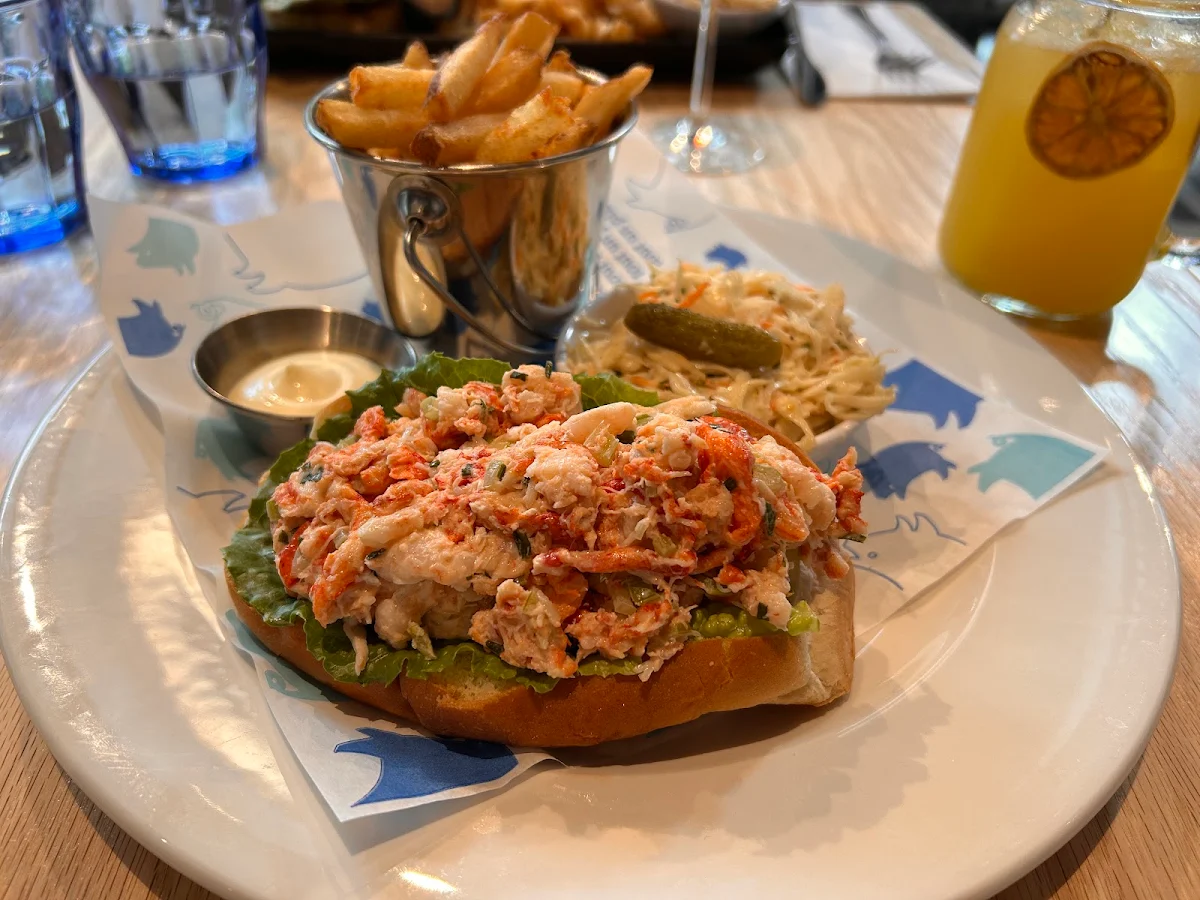 Guédille Au Homard Et Crevettes