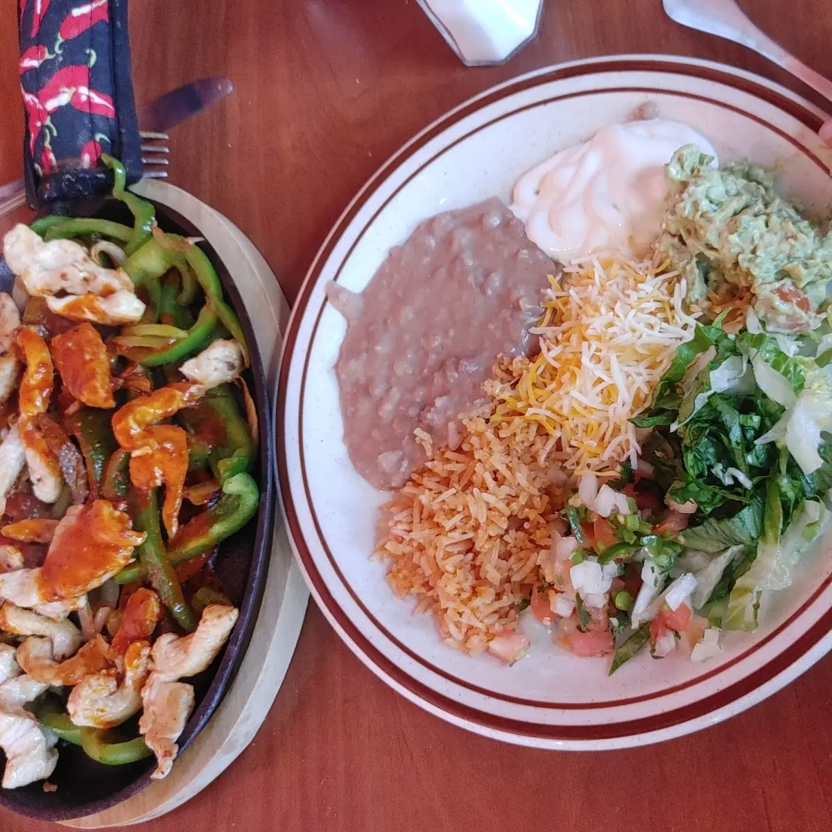 Pollo (Chicken) fajitas