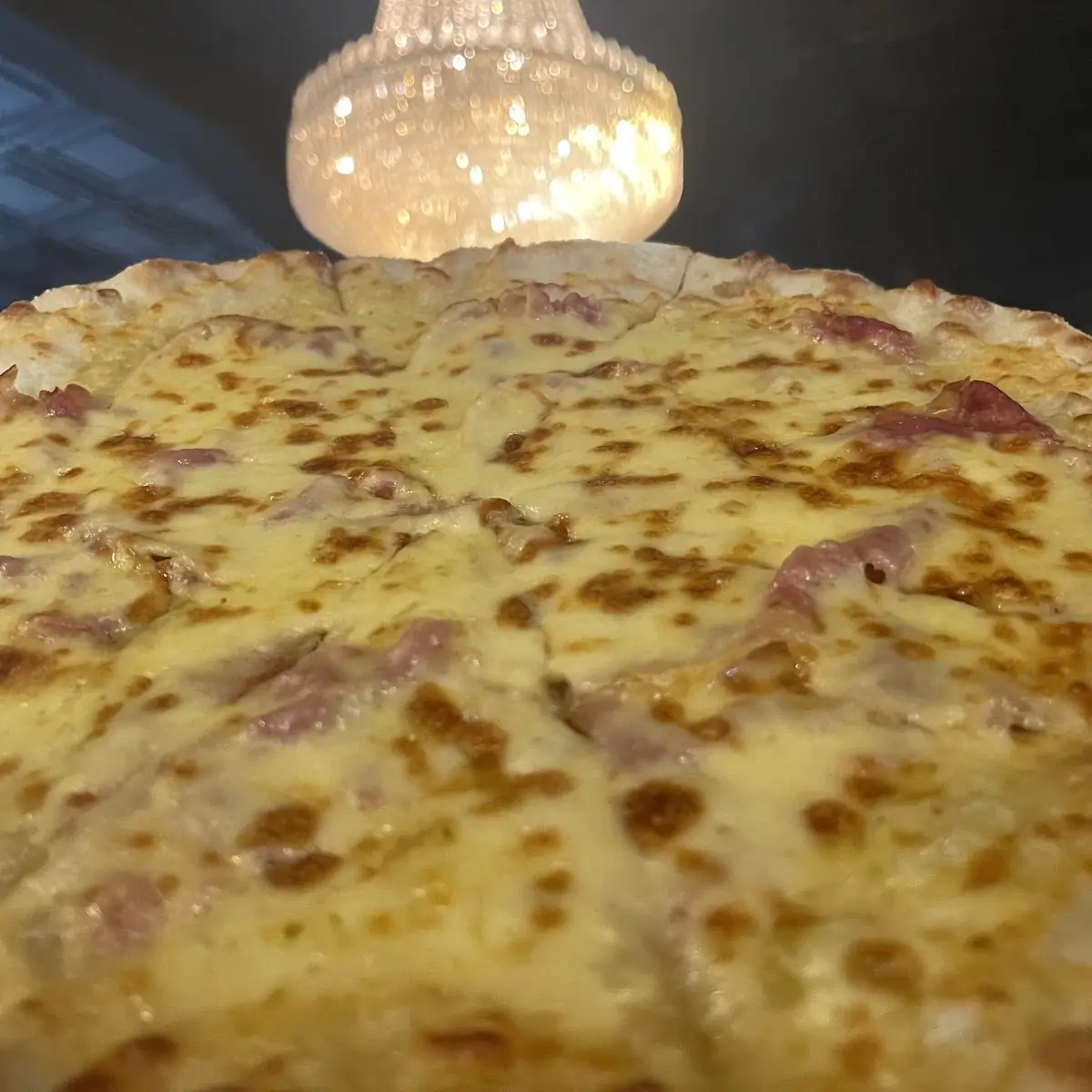 Gouda Pizza