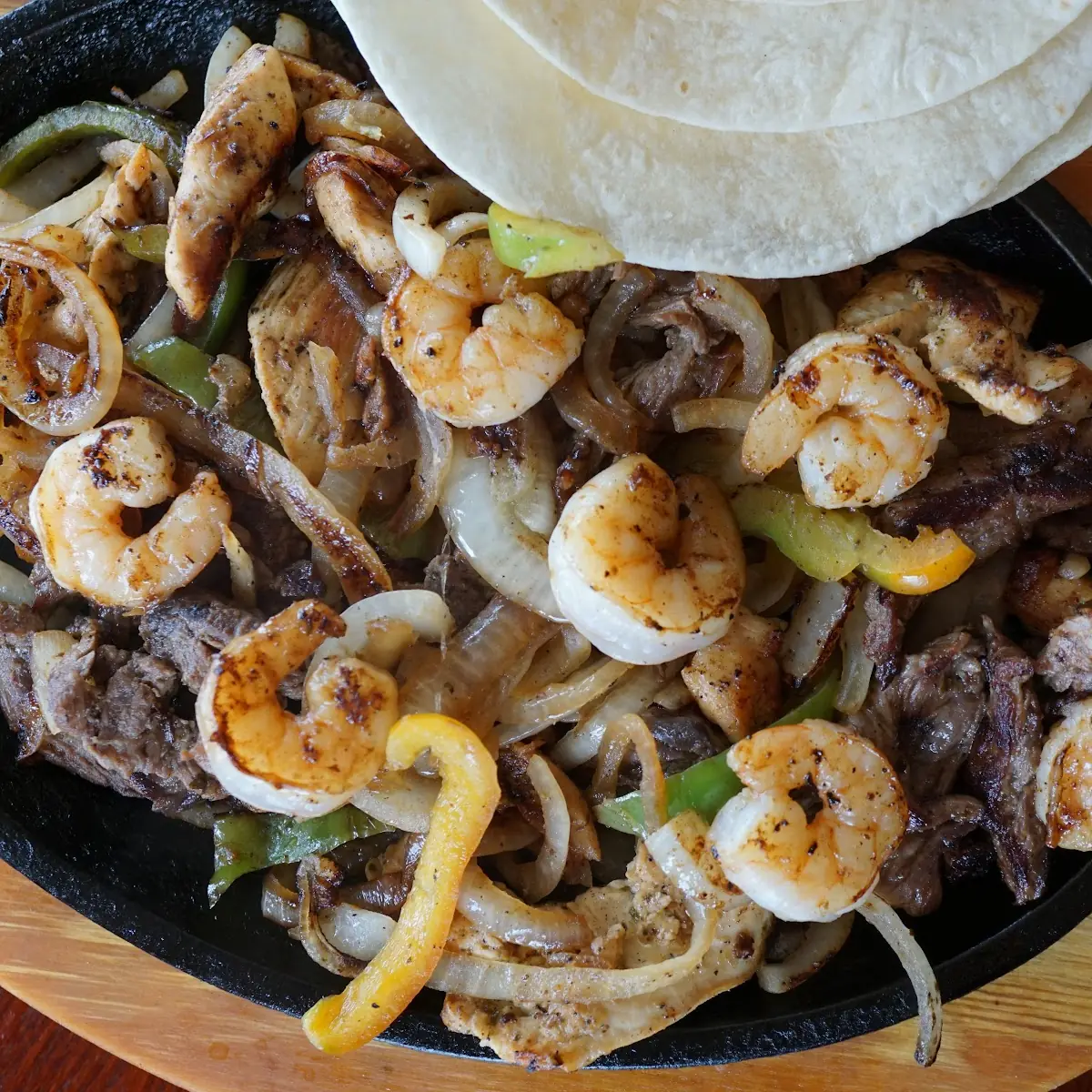 Shrimp & Steak Fajitas