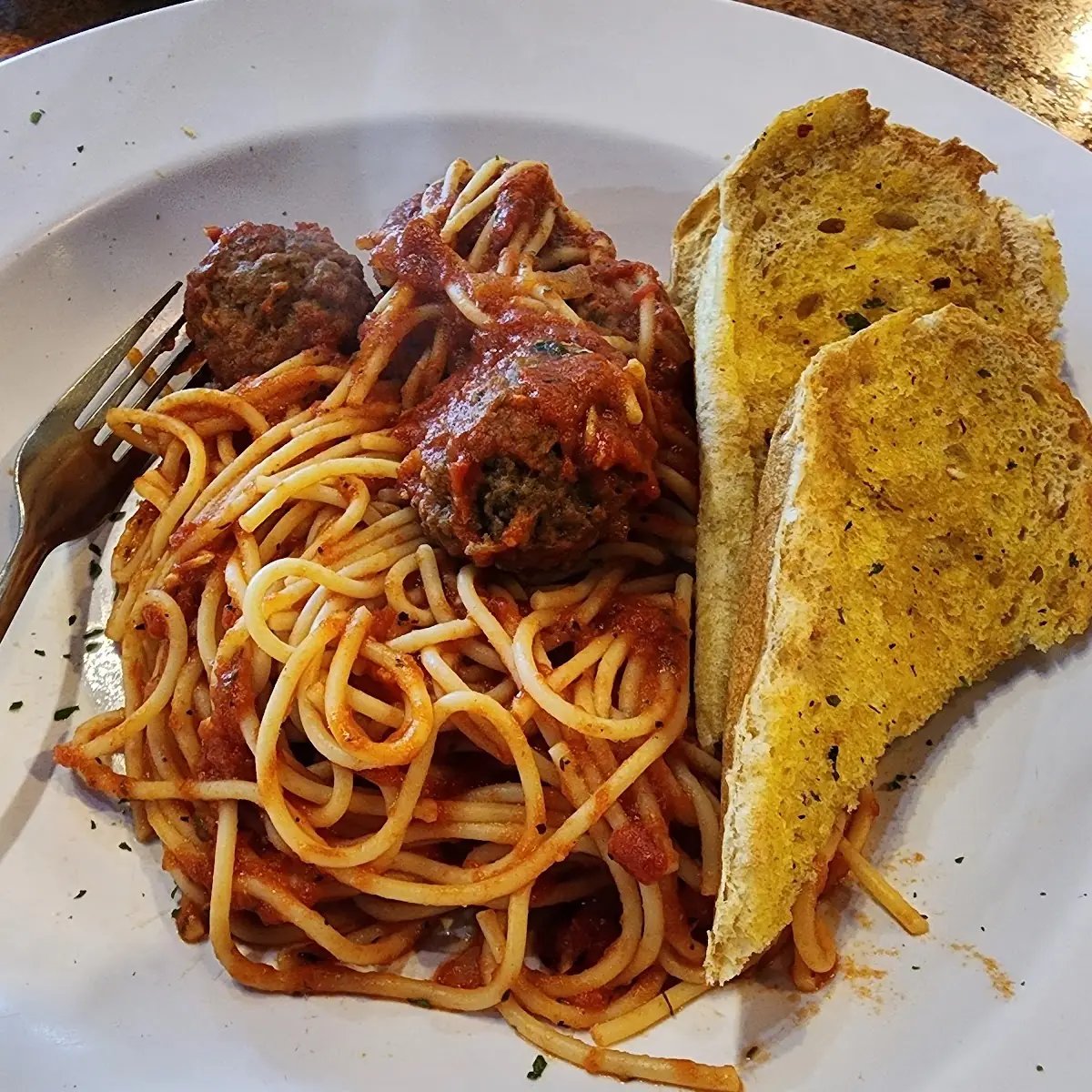 Classic Spaghetti & Meatballs