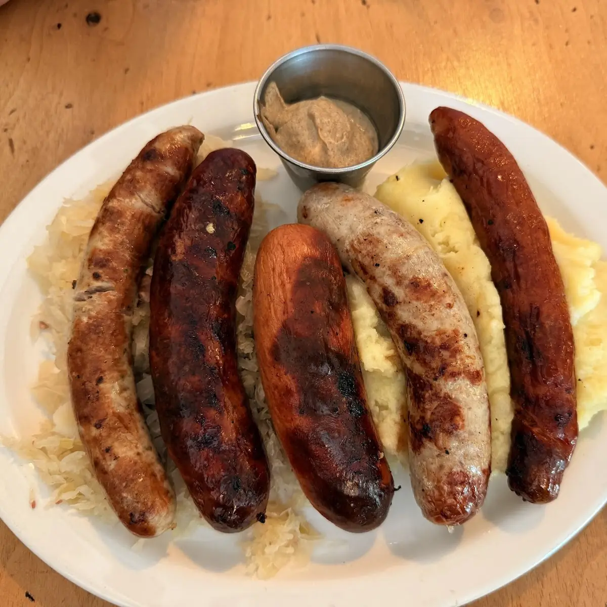 Bratwurst Platter