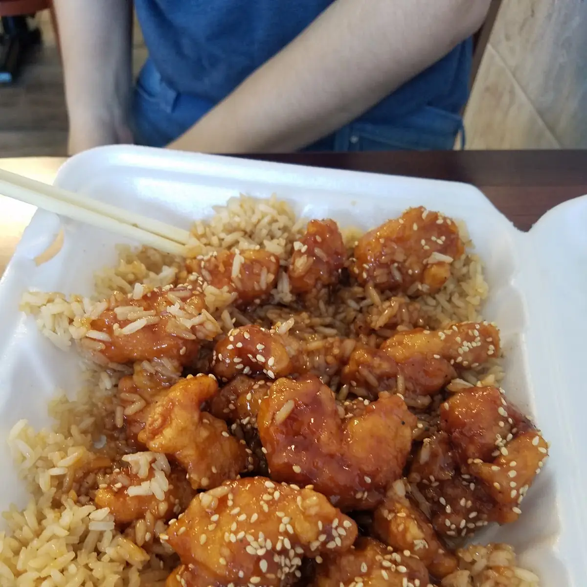 Sesame Chicken Lunch Special
