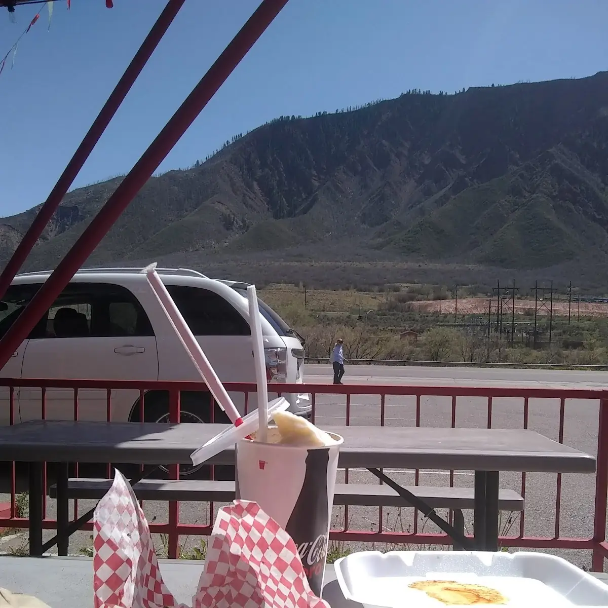 Smoker Burger Chili Cheese Fries Root Beer Float